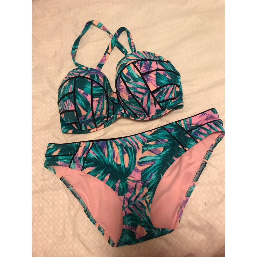 Shade & Shore Two-Piece 💕